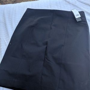 Slimming black pencil skirt